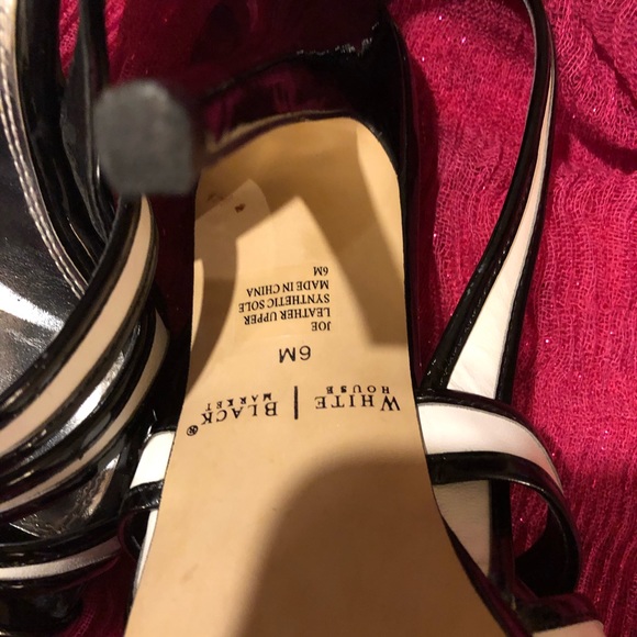 WHITE HOUSE BLACK MARKET PATENT LEATHER SANDAL 6M - Picture 6 of 7